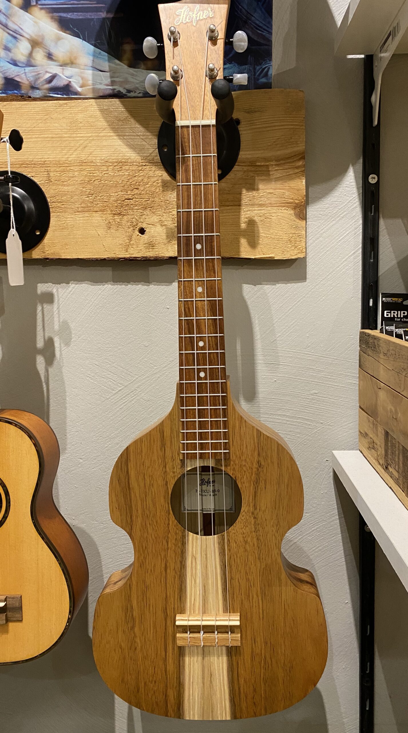 Hofner violin ukulele