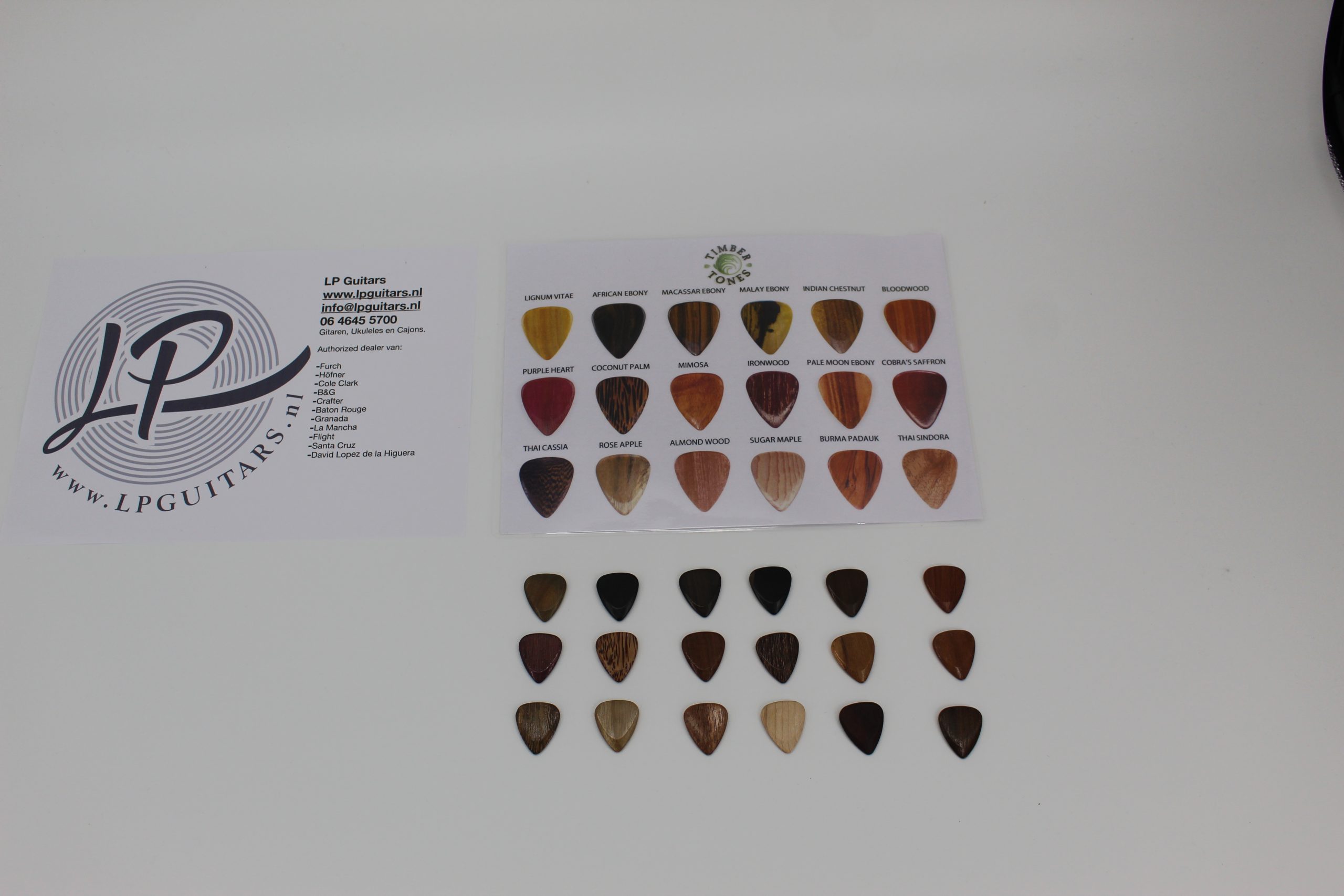 Timbertones plectrums hout (per stuk)