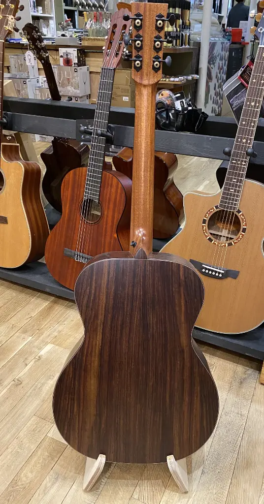 Tyrone GOLD OM, Rosewood1