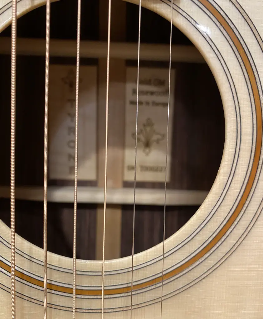 Tyrone GOLD OM, Rosewood2