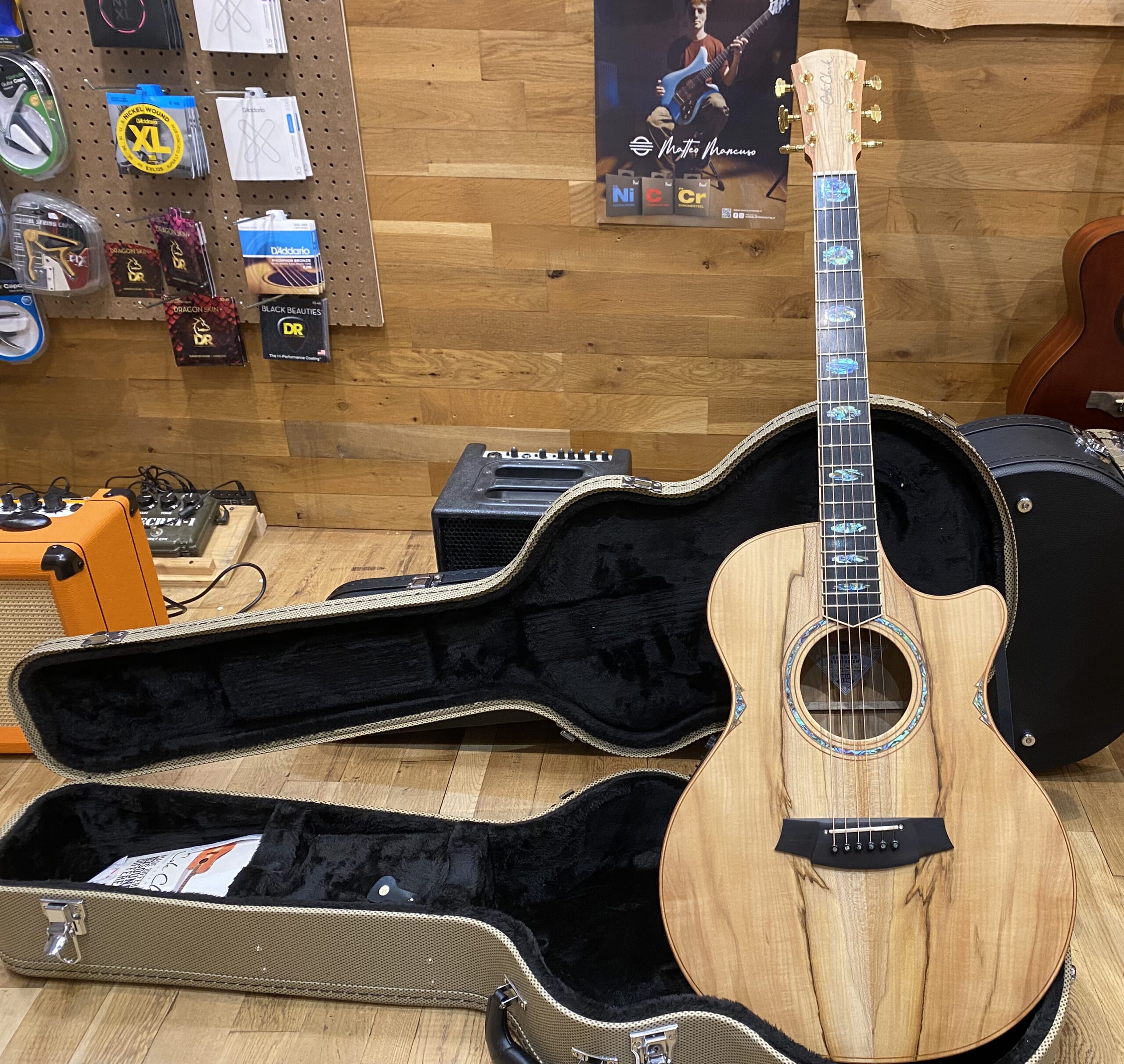 Cole Clark AN3ec-emem